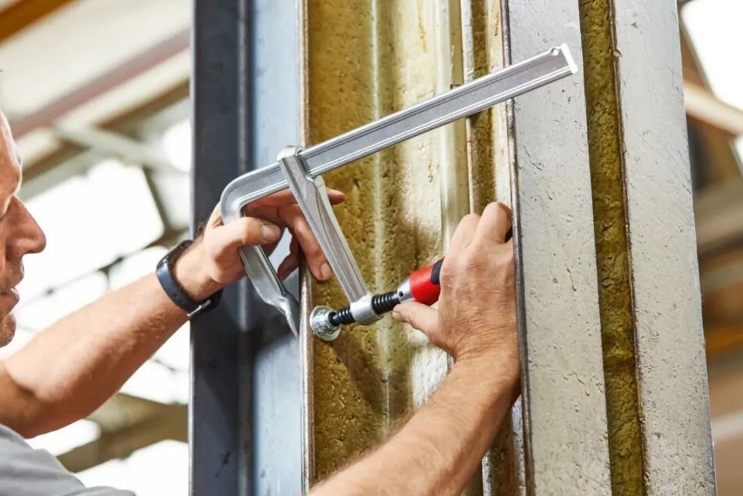 Bessey GZ60-12KG Lijmtang - Geheel Staal - 600 x 120mm - klapgreep