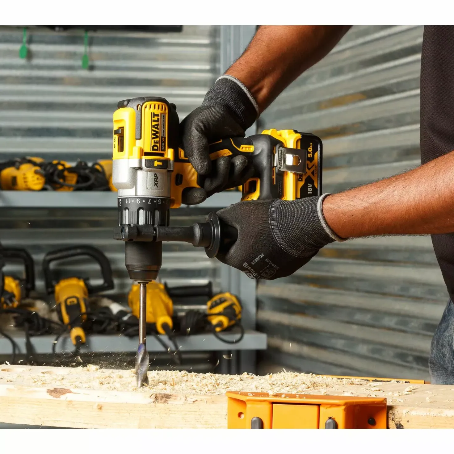DeWALT DCD996P2-QW 18V Li-ion XR accu boor-/schroefmachine set (2x 5.0Ah) in TSTAK - koolborstelloos
