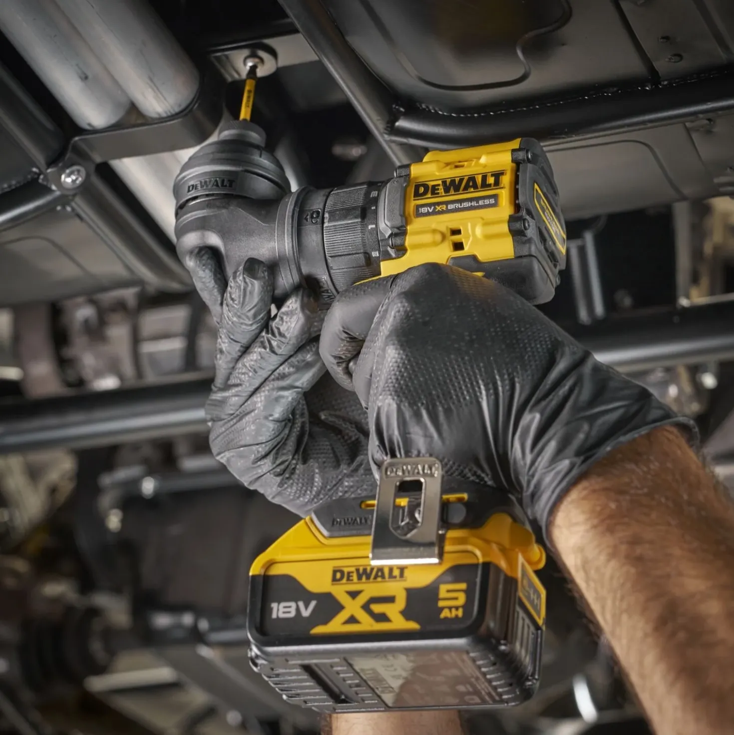 DeWALT DCD803P2T-QW 18V XR accu schroef-/boormachine set (2x 5.0Ah accu + lader)