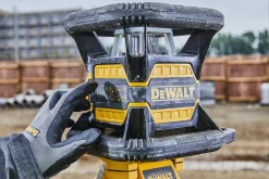 DeWALT DCE080D1GS-SET 18V Roterende laser set incl. statief en meetlat in koffer - groen - 45m - IP67