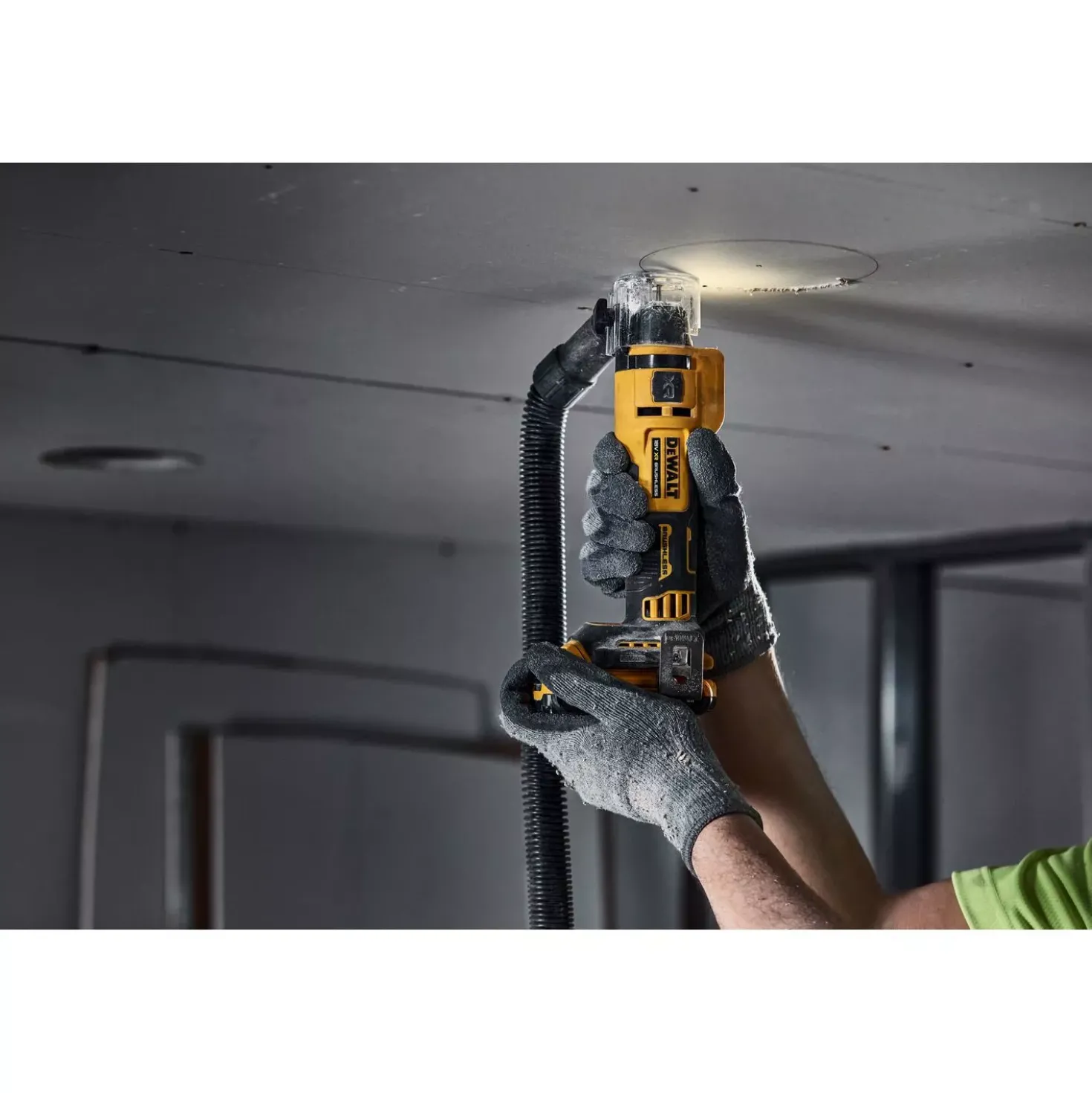 DeWALT DCE555N-XJ 18V Li-ion accu gipsfrees body