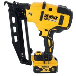 DeWALT DCK246P2T-QW 18V Li-ion accu 2-delige combiset (2x 5.0Ah accu) in TSTAK