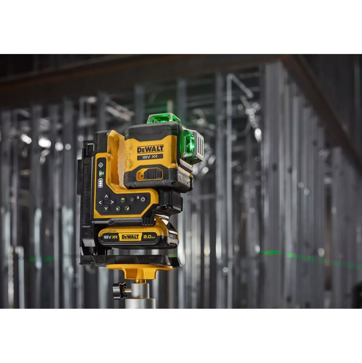 DeWALT DCLE34035D1-QW Kruislijnlaser in koffer - groen - 3 lijnen - 80m - IP54
