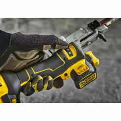 DeWALT DCM200NT 18V Li-ion XR accu stripschuurmachine in TSTAK - 13mm