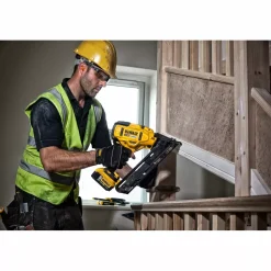 DeWALT DCN650P2-QW 18V Li-ion XR accu afwerktacker (2x 5.0Ah) in TSTAK
