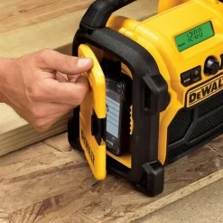 DeWALT DCR020 10.8-18V Li-Ion Accu bouwradio - DAB+ - werkt op netstroom & accu