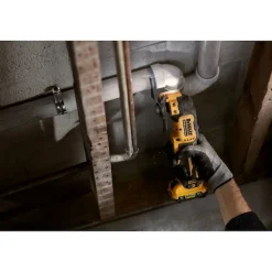 DeWALT DCS353D2-QW 12V Li-ion XR accu multitool set (2x 2.0Ah) met 35-delige accessoireset in TSTAK koffer