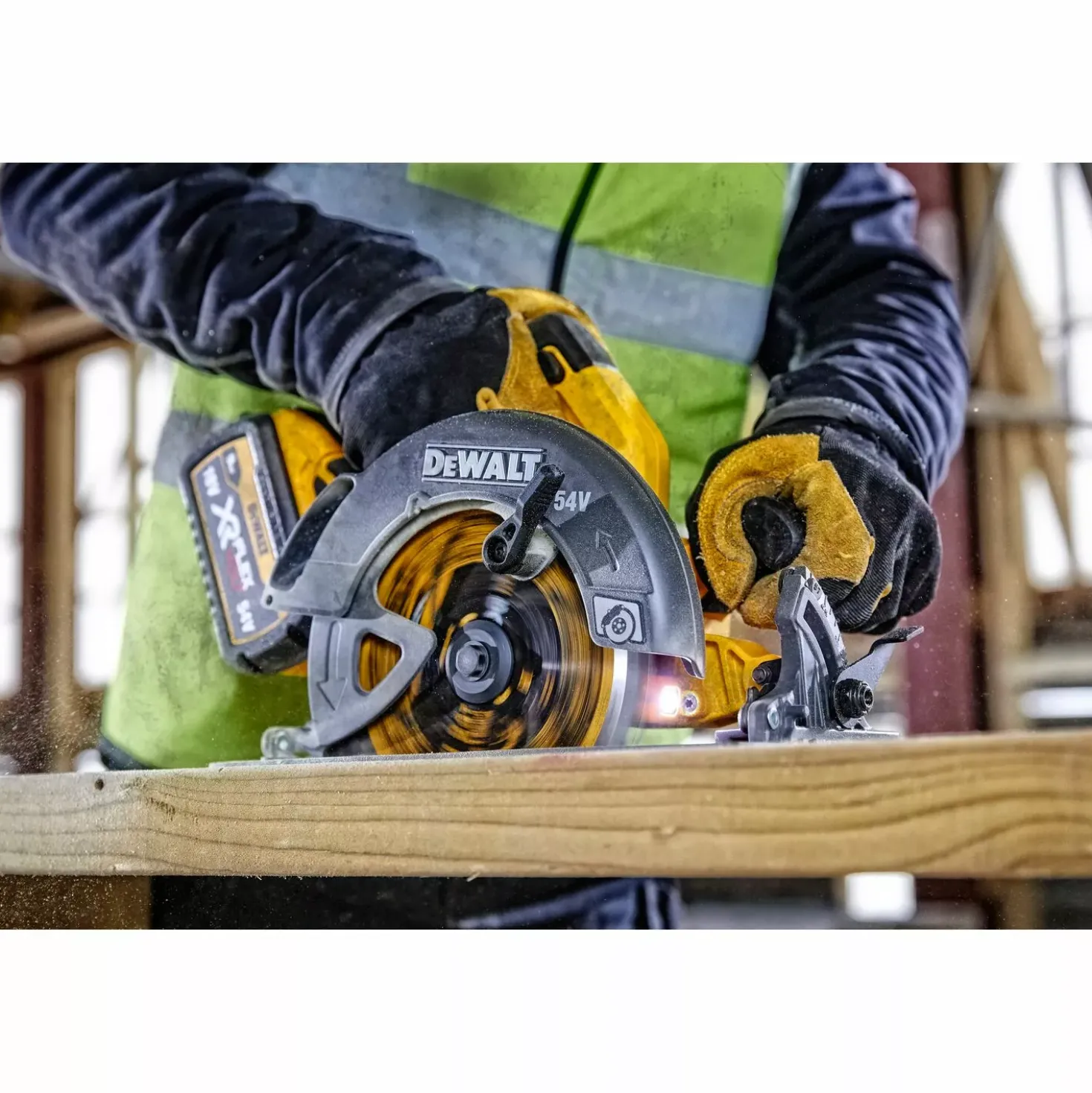 DeWALT DCS578NT-XJ 54V Li-ion XR FlexVolt accu cirkelzaag body in TSTAK - 190mm