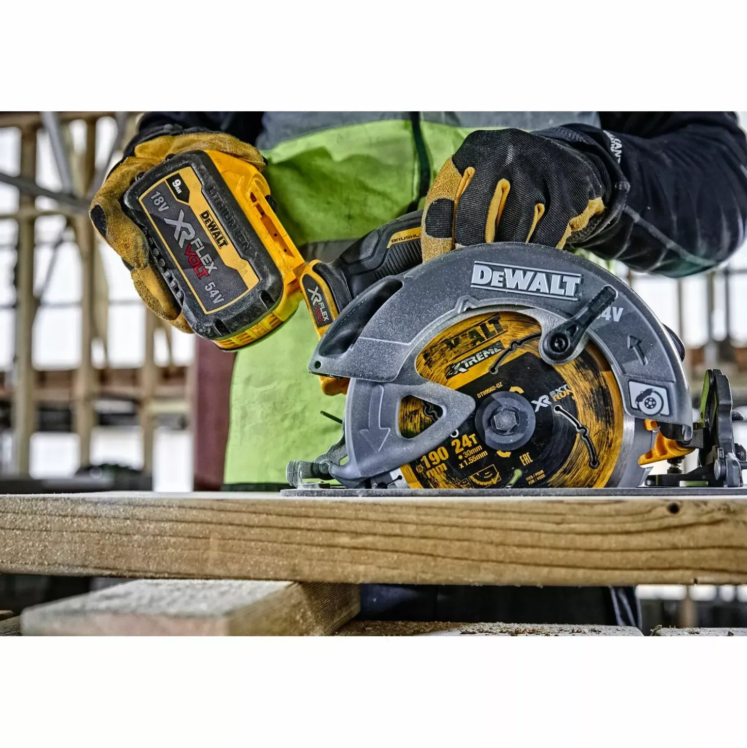 DeWALT DCS578NT-XJ 54V Li-ion XR FlexVolt accu cirkelzaag body in TSTAK - 190mm