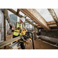 DeWALT DCS777N-XJ 54V XR FlexVolt Li-Ion Accu afkort- en verstekzaagmachine body - 216 x 30mm - koolborstelloos