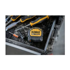 DeWALT DWHT36928-0 TOUGH Rolmaat - 8m x 32mm