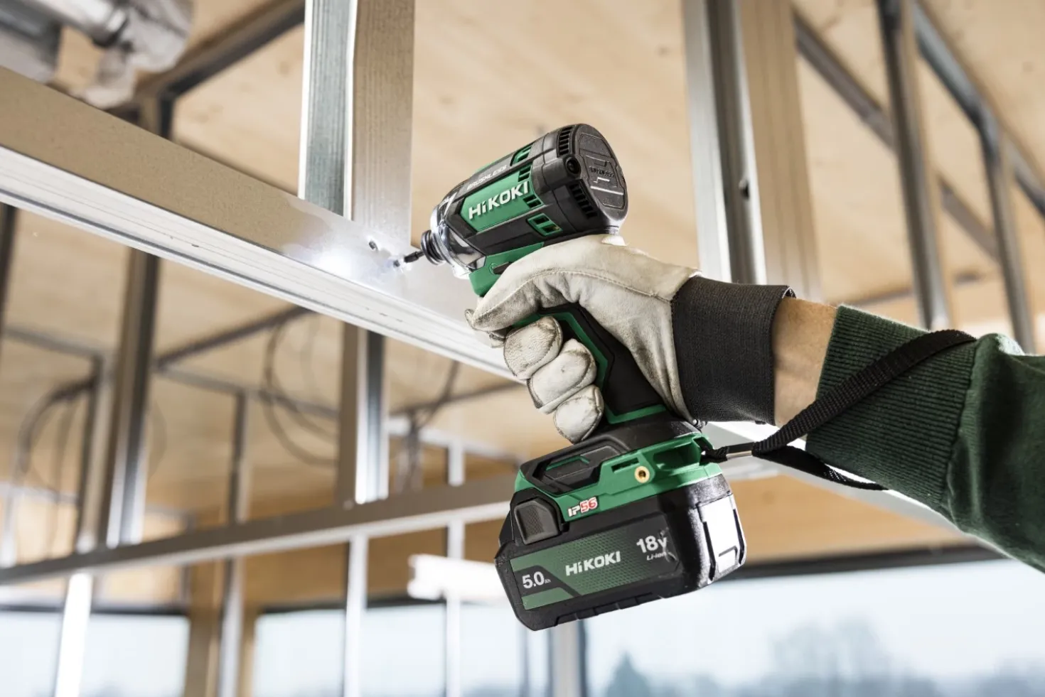 HiKOKI WH18DCWFZ Accu Slagschroevendraaier - 1/4" - 18V incl. 2x 5,0Ah accu's en lader in HSC II