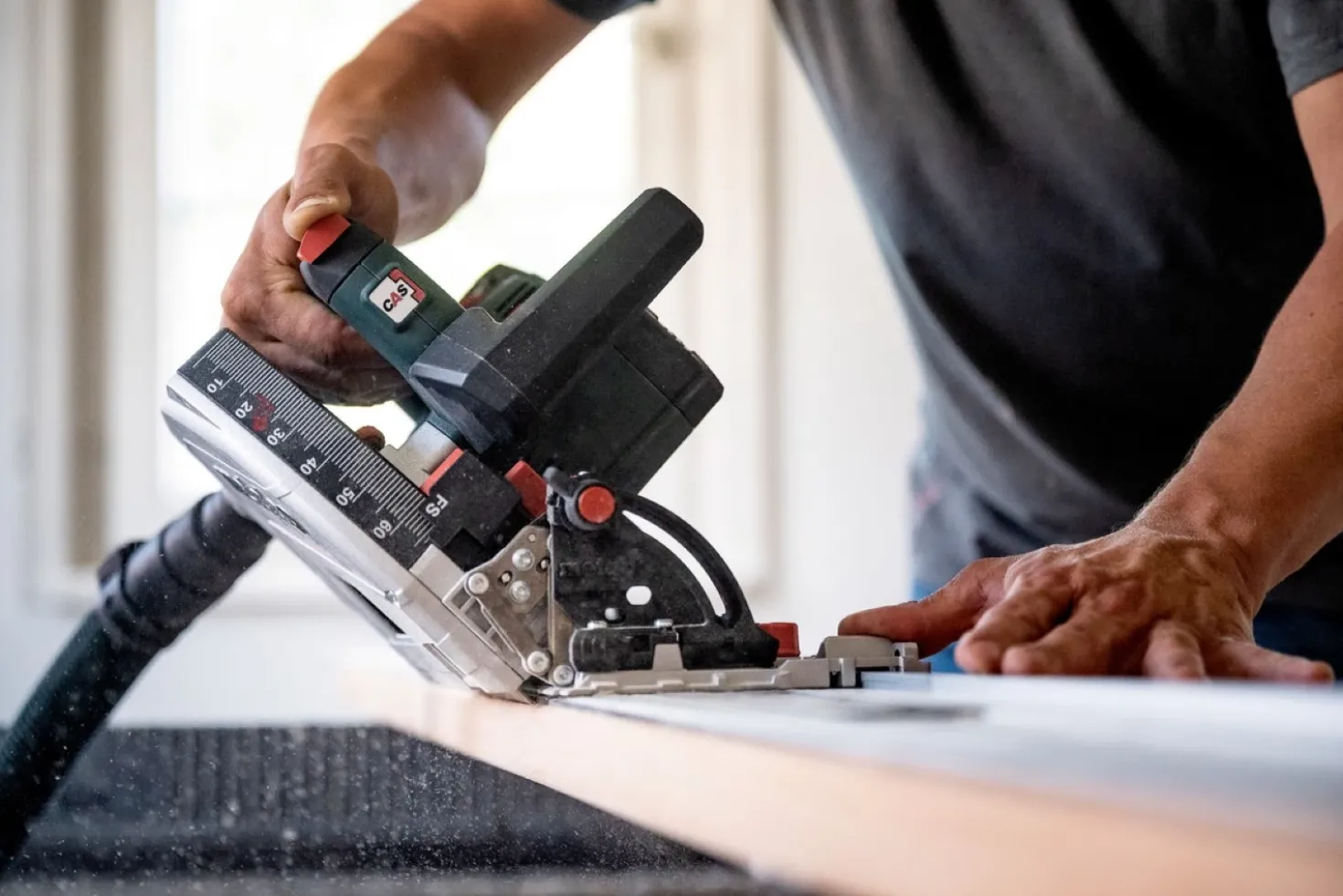 Metabo KT 18 LTX 66 BL 18V Li-ion accu invalcirkelzaag body incl. geleiderail in metaBOX - 165 x 20mm - koolborstelloos