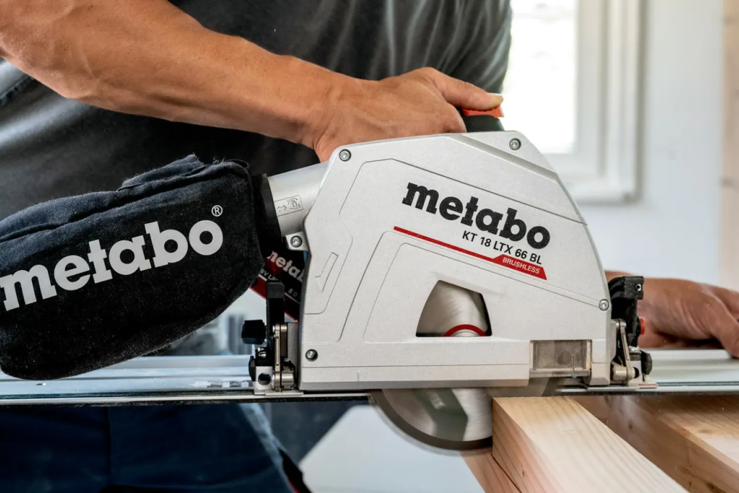 Metabo KT 18 LTX 66 BL 18V Li-ion accu invalcirkelzaag body in metaBOX - 165 x 20mm - koolborstelloos