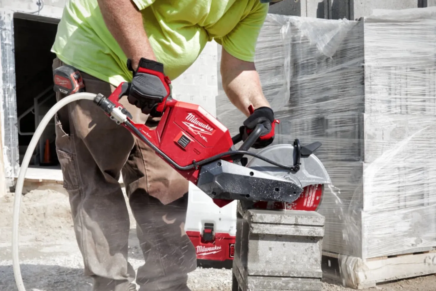 Milwaukee M18 FCOS230-121 18V Li-ion accu doorslijpmachine set (1x 12.0Ah accu) - 230mm