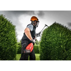 Milwaukee M18 FHETE22-0 18V Li-ion accu stokheggenschaar body - 216cm
