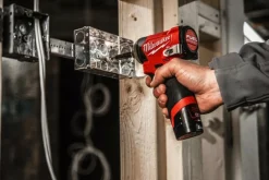 Milwaukee M12 FID2-202X 12V Li-Ion accu slagschroevendraaier set (2x2.0Ah) in HD-box - 170Nm - koolborstelloos