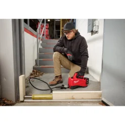 Milwaukee M18 HMP700-501 18V Li-ion accu Hydraulische mini pomp set (1x 5.0Ah accu) - 700 bar