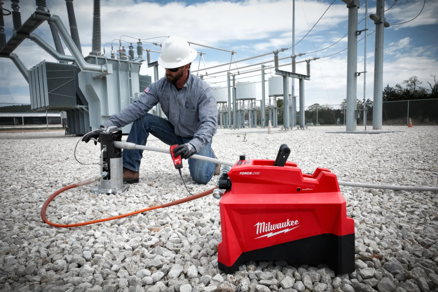 Milwaukee M18 HUP700-121 18V Li-ion accu Hydraulische pomp set (1x 12.0Ah accu)