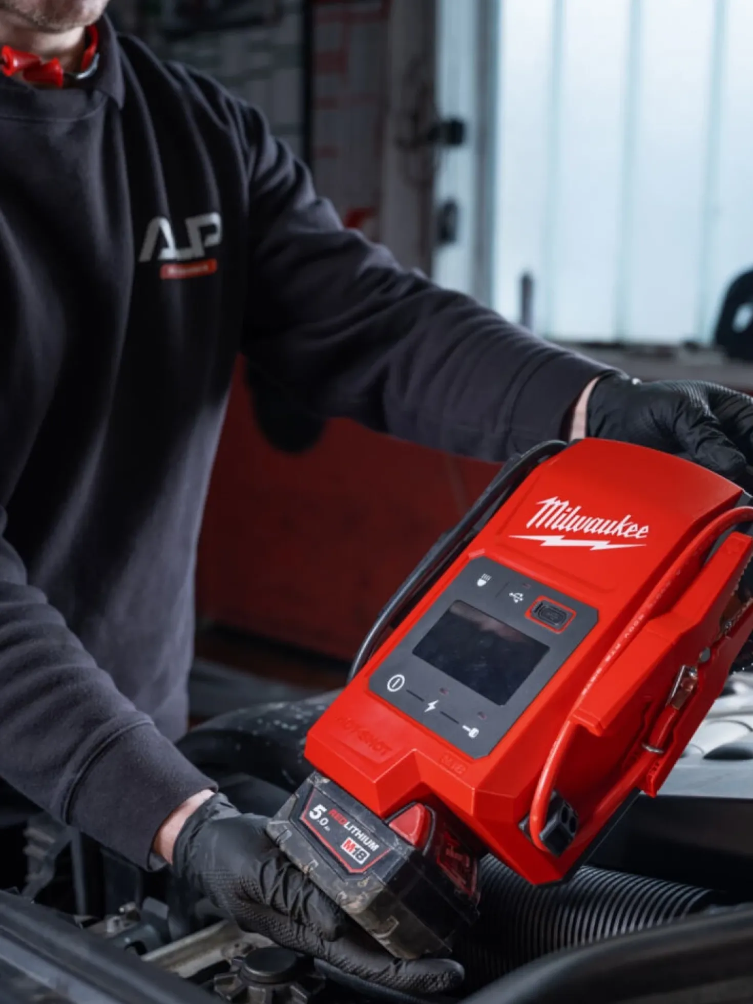 Milwaukee M18 JS2000-0 18V Li-ion accu jump starter