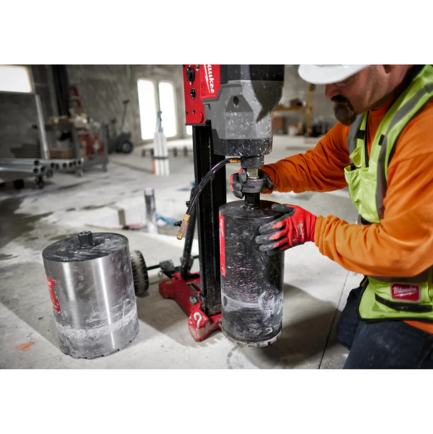 Milwaukee MXF DCD350KIT-122 MX Fuel accu diamant boormachine set (2x 12.0Ah accu) incl. boorstandaard - 350mm
