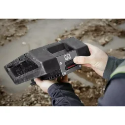 Milwaukee MXF XC-2406 MX Fuel REDLITHIUM accu - 6.0Ah