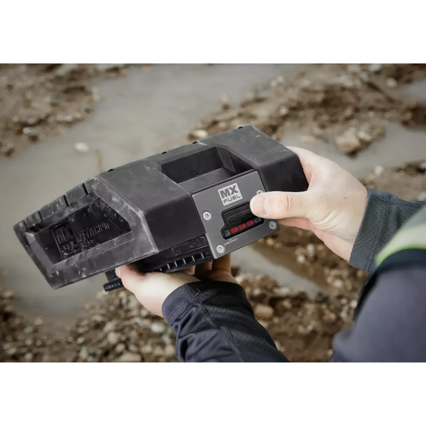Milwaukee MXF XC-2406 MX Fuel REDLITHIUM accu - 6.0Ah