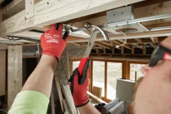 Milwaukee 4932478653 Rechte Klauwhamer - Shockshield handgreep - 450 gram