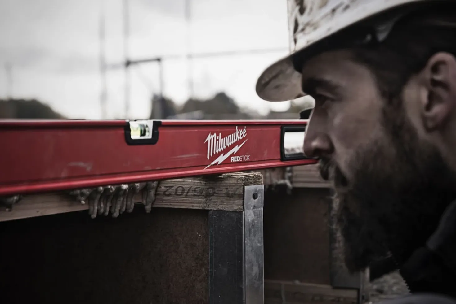 Milwaukee 4932459073 REDSTICK Backbone Box Waterpas - magnetisch - 2000mm