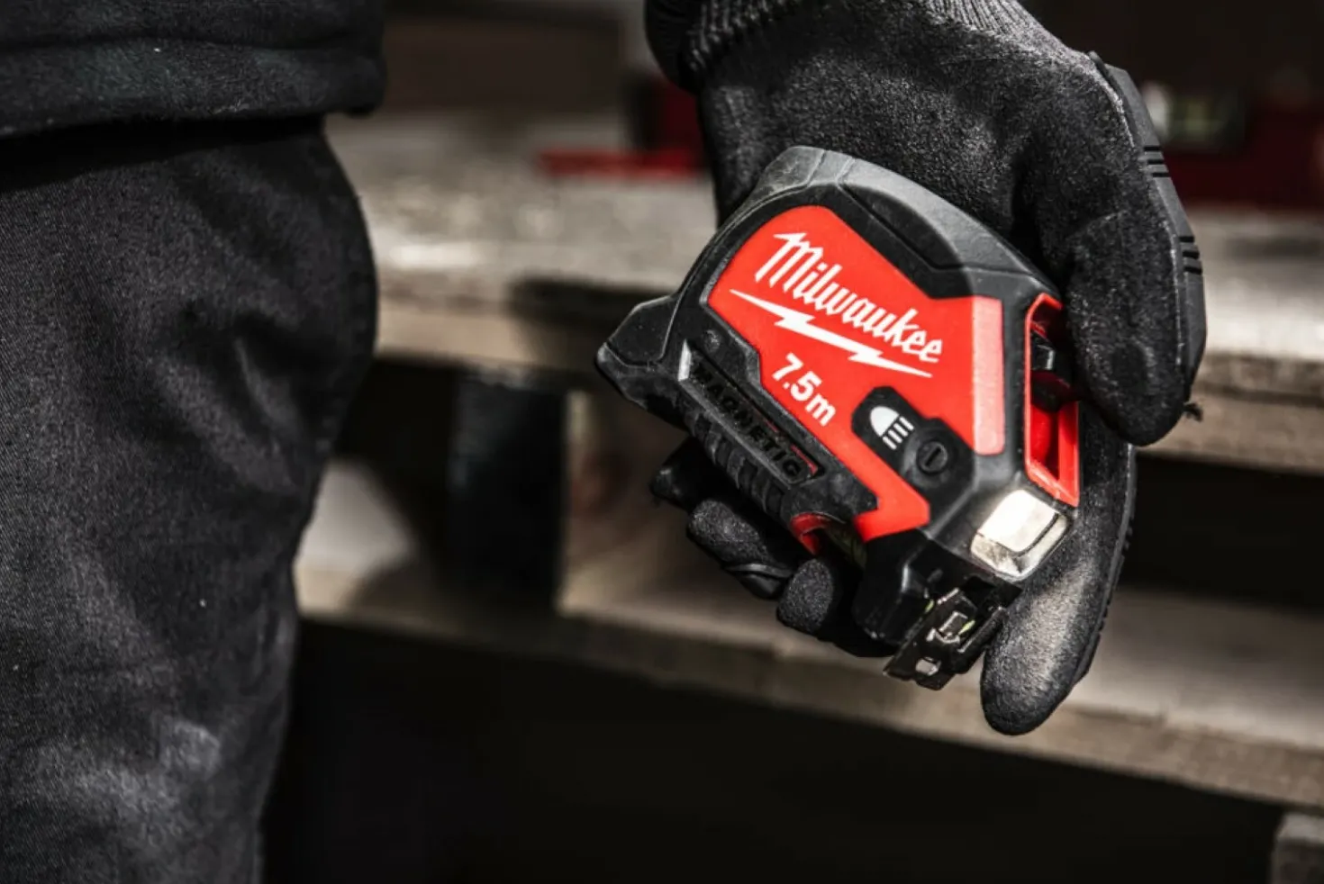 Milwaukee 4932492469 Rolmaat - 7,5m x 30mm - LED