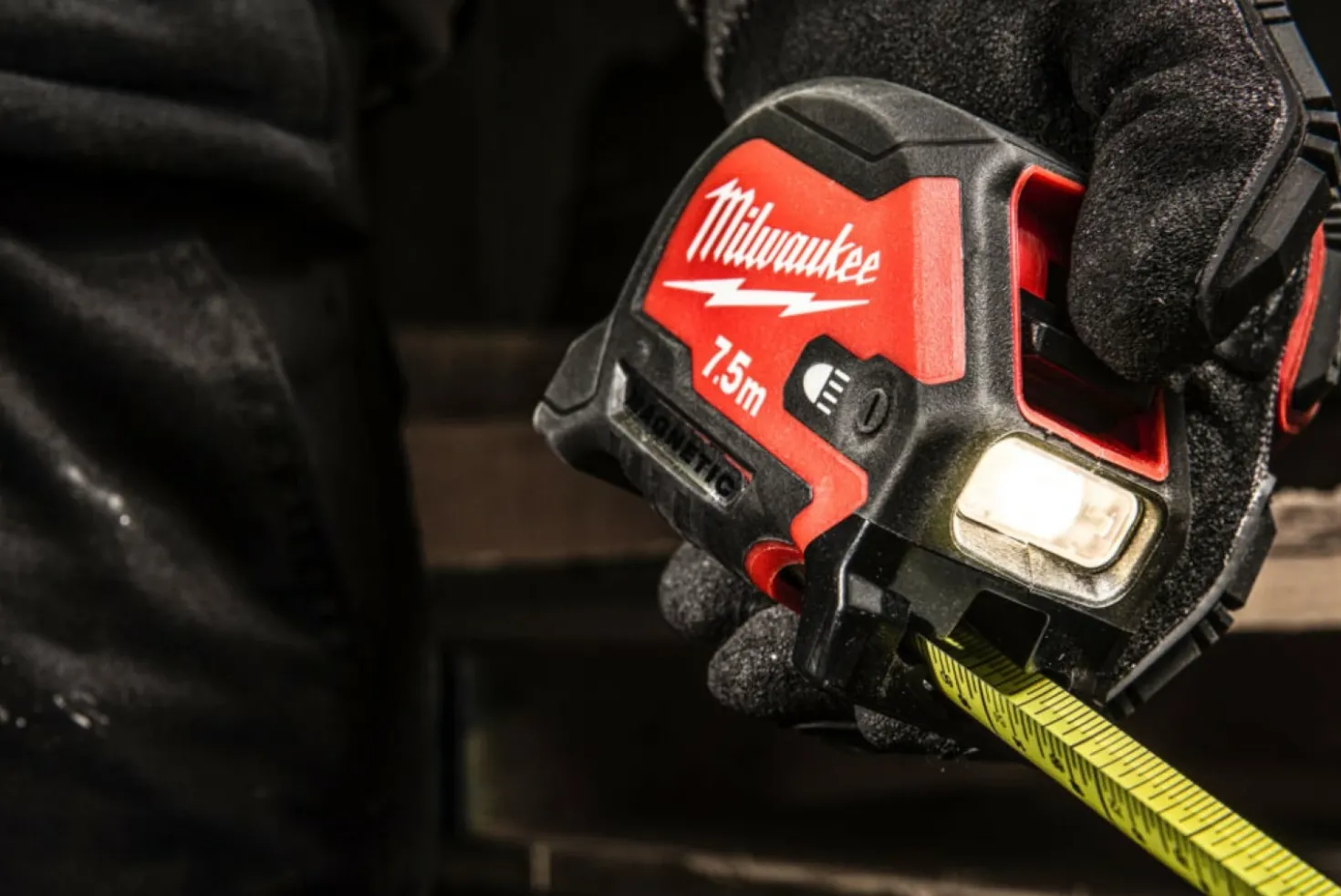 Milwaukee 4932492469 Rolmaat - 7,5m x 30mm - LED