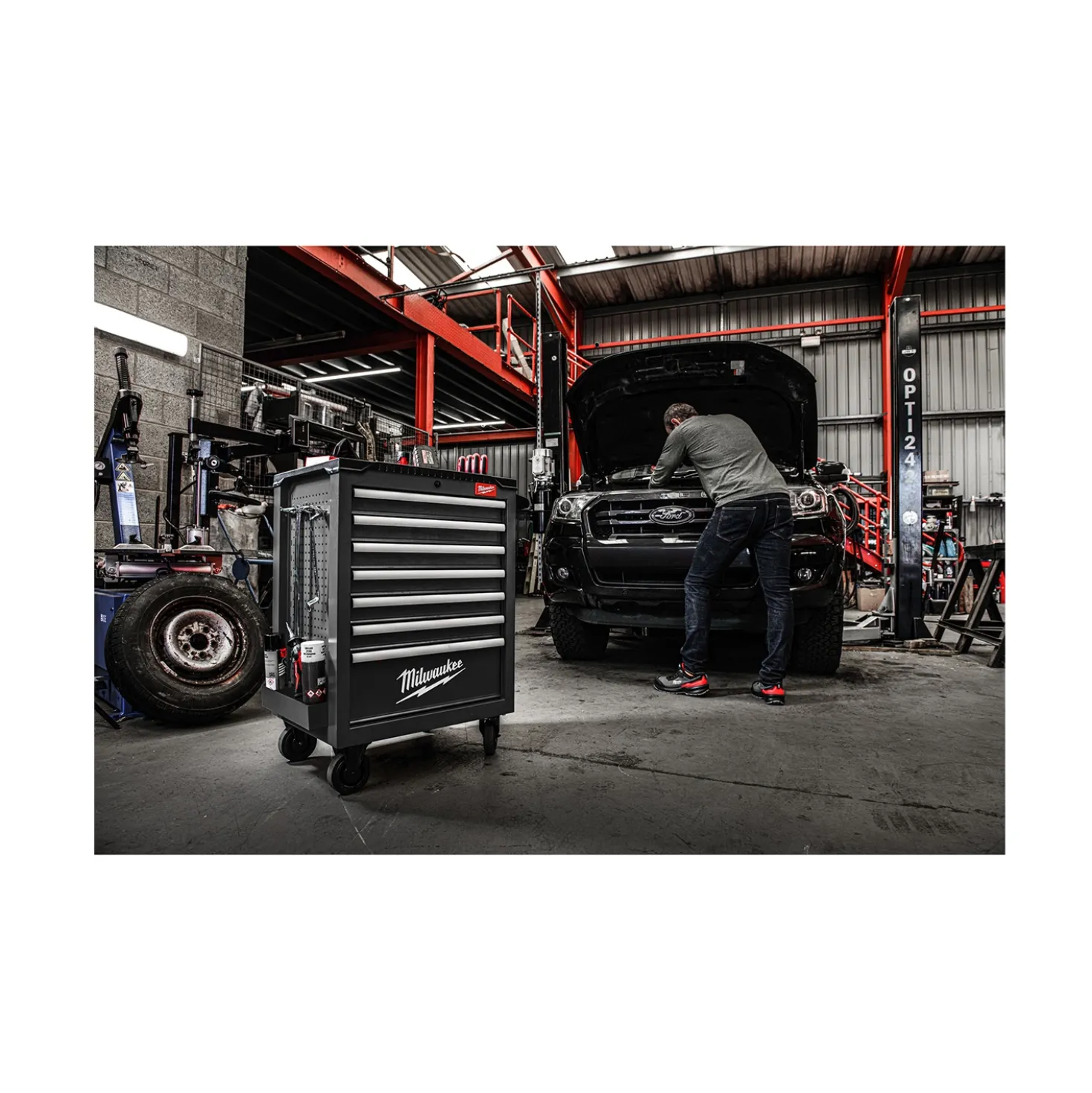 Milwaukee 4932500740 TOOLGUARD SRC27-2 Stalen Gereedschapswagen - 27" / 69 cm