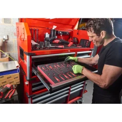 Milwaukee 4932478852 TOOLGUARD Stalen gereedschapswagen met 10 lades - 46˝ / 117 cm