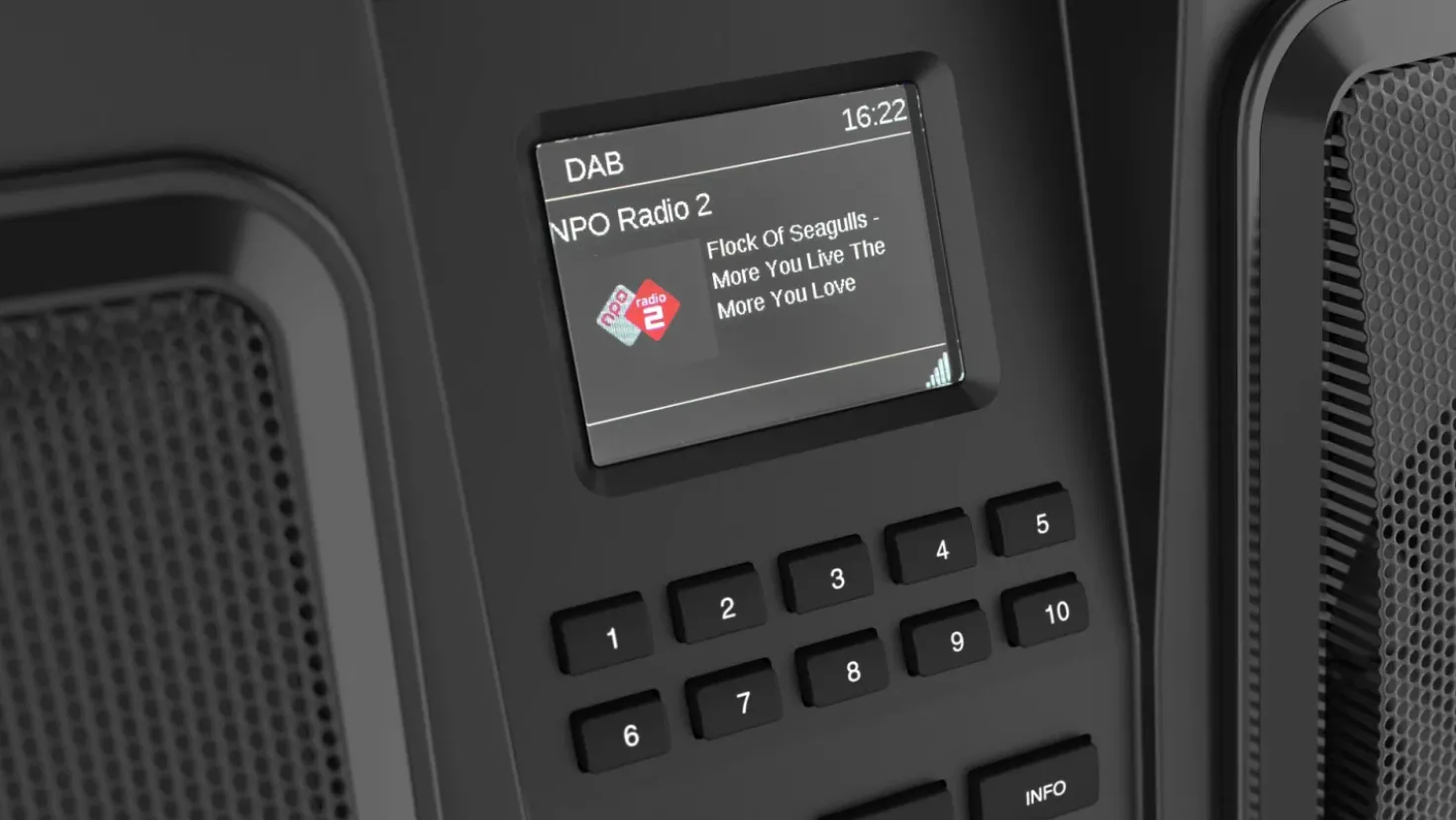 PerfectPro RB2 Rockbull Bouwradio - FM RDS / DAB+ - AUX-in - bluetooth - werkt op netstroom en batterij