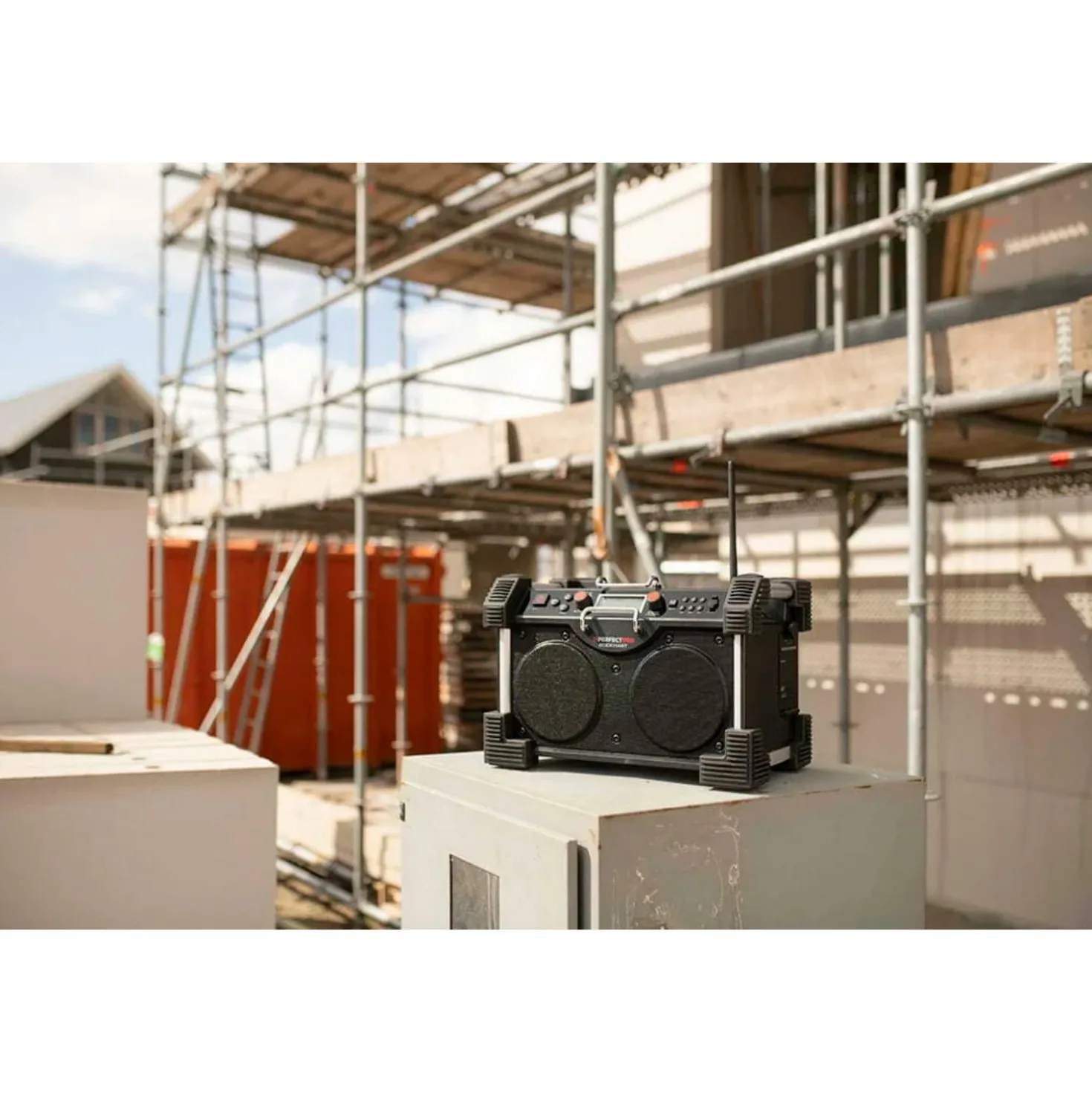 PerfectPro ROCKHART RH4 Bouwradio - FM RDS / DAB+ - AUX-in - bluetooth - oplaadbaar (ingebouwde lithium accu)