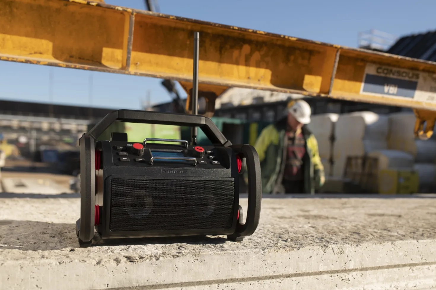 PerfectPro ROCKPRO Bouwradio - FM RDS / DAB+ - AUX-in - bluetooth - werkt op netstroom en lithium accu