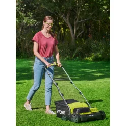 Ryobi RY18SFX35A-240 One+ 18V Brushless Accu Verticuteerder set (2x 4.0Ah) - 35cm