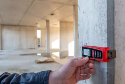 Sola METRON 60 BTI Afstandsmeter in tas - Bluetooth - 60m - IP54