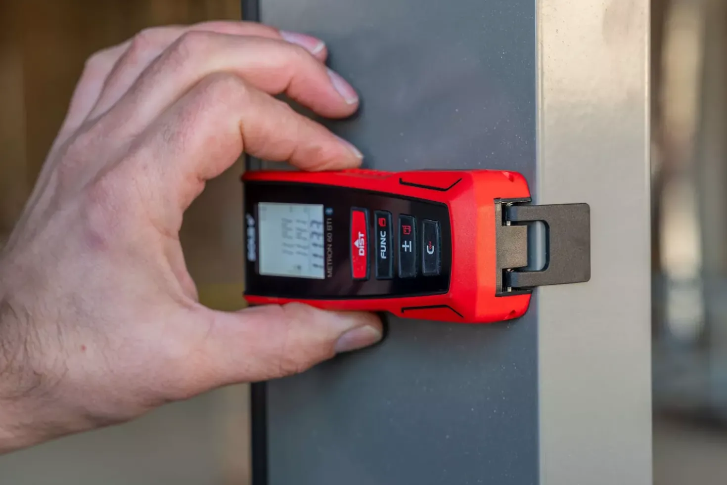 Sola METRON 60 BTI Afstandsmeter in tas - Bluetooth - 60m - IP54