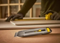 Stanley 0-10-018 Interlock afbreekmes - 18mm