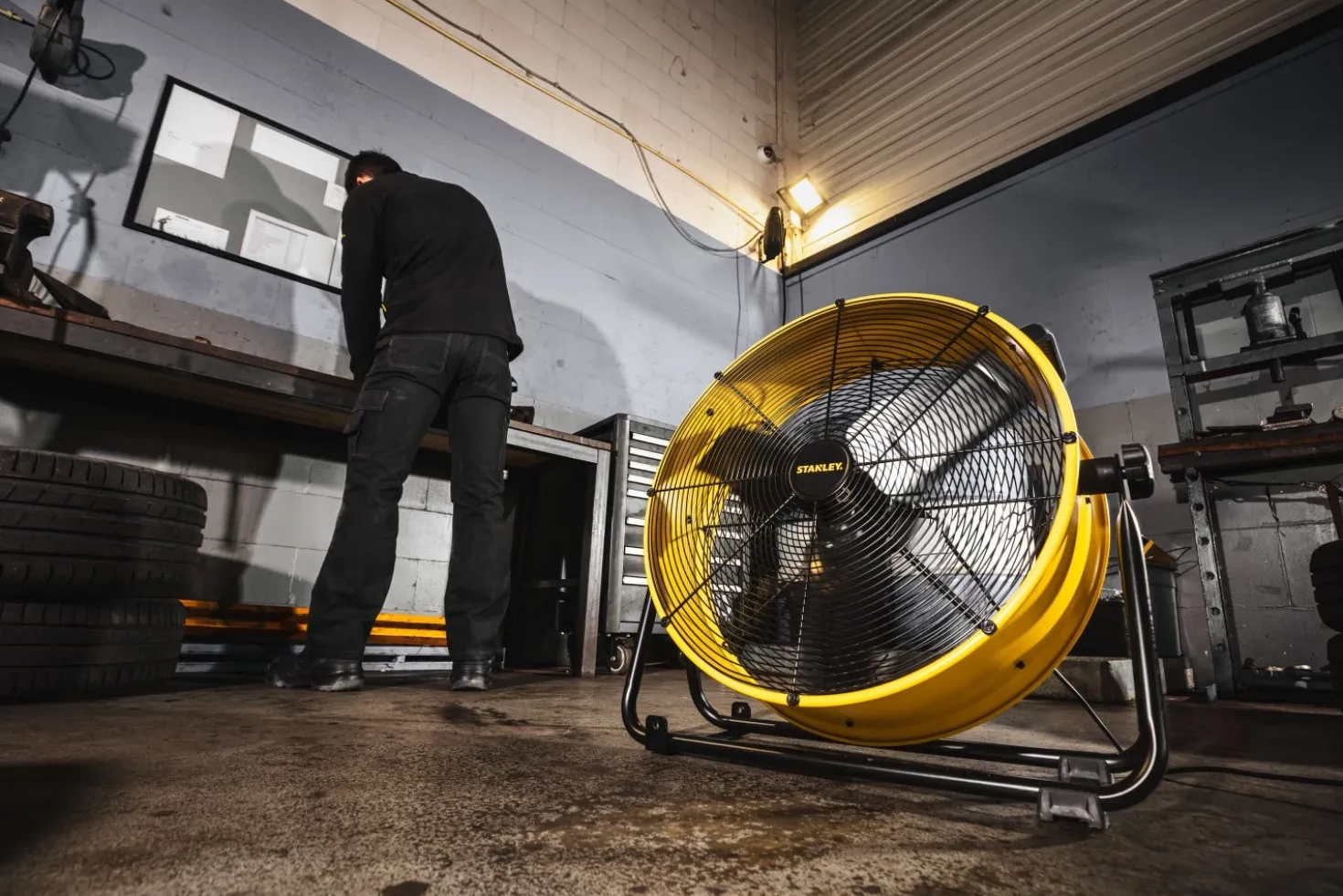 Stanley SXF306125D Ventilator - 290W