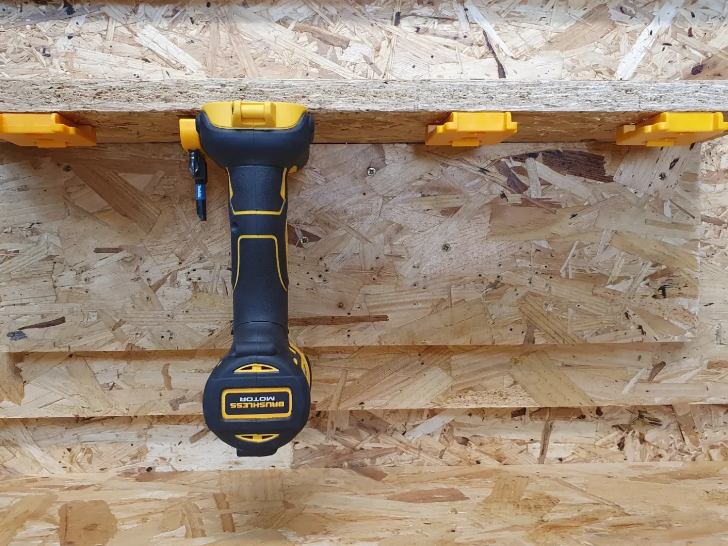 StealthMounts TM-DW18-YLW-4 Machinehouder voor DeWALT XR - Geel - 4-pack