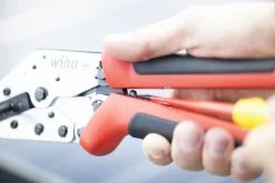 Wiha 45796 Krimpgereedschap voor MC4 connectoren